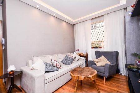 Sala de Estar de apartamento para alugar com 3 quartos, 75m² em Cruzeiro, Belo Horizonte