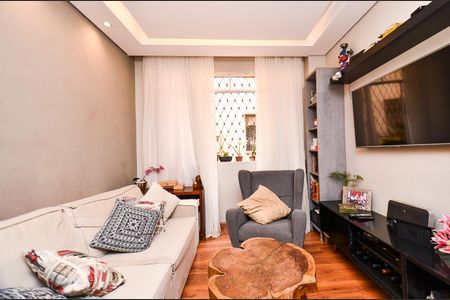 Sala de Estar de apartamento para alugar com 3 quartos, 75m² em Cruzeiro, Belo Horizonte