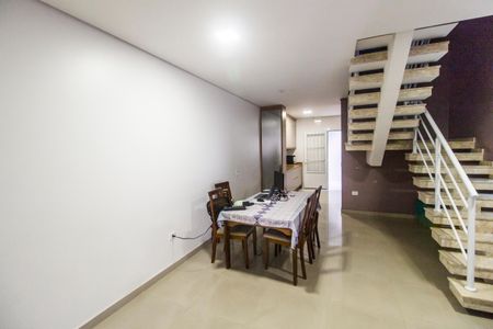 Sala de casa para alugar com 3 quartos, 222m² em Vila do Conde, Barueri