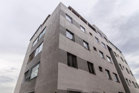 Apartamento para alugar com 50m², 2 quartos e 1 vagaFachada do bloco