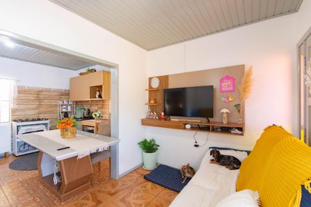 Casa à venda com 2 quartos, 300m² em Mathias Velho, Canoas