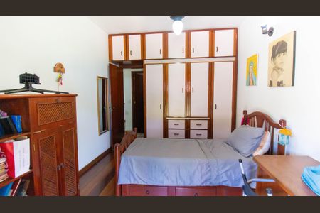 Casa à venda com 360m², 3 quartos e 3 vagas