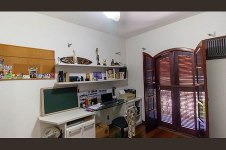 Casa à venda com 360m², 3 quartos e 3 vagas