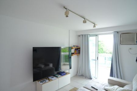 Sala de apartamento à venda com 1 quarto, 60m² em Barra da Tijuca, Rio de Janeiro