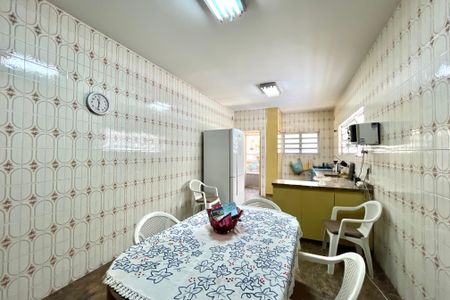 Casa à venda com 210m², 3 quartos e 2 vagasCozinha