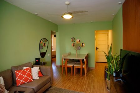 Sala de apartamento à venda com 2 quartos, 93m² em Santa Rosa, Niterói