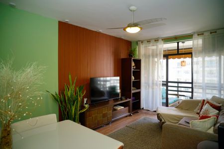 Apartamento à venda com 93m², 2 quartos e 1 vagaSala