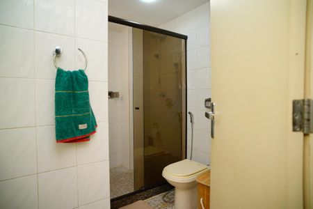 Apartamento à venda com 93m², 2 quartos e 1 vagaBanheiro