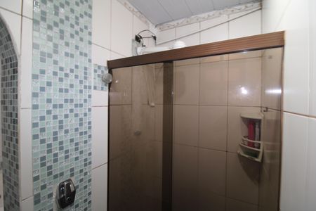 Casa à venda com 220m², 4 quartos e 2 vagasBanheiro