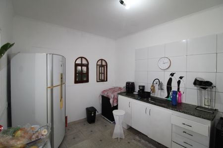 Casa à venda com 220m², 4 quartos e 2 vagasCozinha / Sala de Jantar