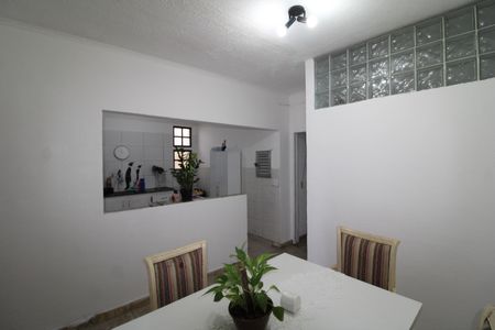 Casa à venda com 220m², 4 quartos e 2 vagasCozinha / Sala de Jantar