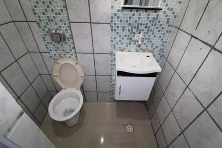 Casa à venda com 220m², 4 quartos e 2 vagasLavabo