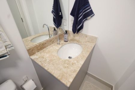 Apartamento à venda com 80m², 2 quartos e 2 vagasBanheiro