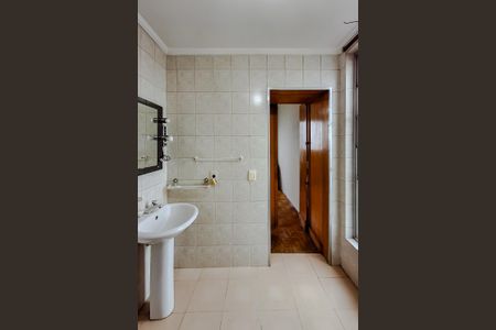 Apartamento à venda com 103m², 2 quartos e 1 vagaBanheiro da Suíte