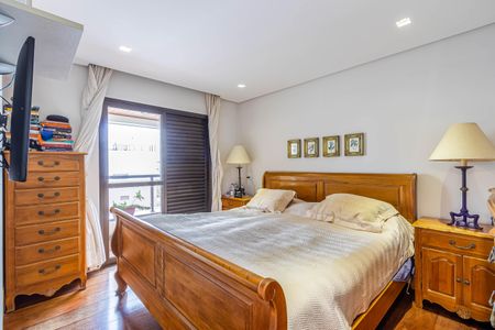 Casa de condomínio à venda com 190m², 3 quartos e 3 vagasQuarto