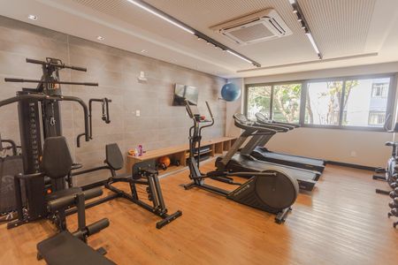 Apartamento à venda com 143m², 4 quartos e 3 vagas Apartamento à venda com 143m², 4 quartos e 3 vagasÁrea comum - Academia