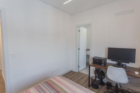 Apartamento à venda com 143m², 4 quartos e 3 vagas Apartamento à venda com 143m², 4 quartos e 3 vagasSuíte 2