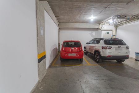 Apartamento à venda com 143m², 4 quartos e 3 vagas Apartamento à venda com 143m², 4 quartos e 3 vagasGaragem