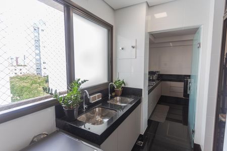Apartamento à venda com 143m², 4 quartos e 3 vagas Apartamento à venda com 143m², 4 quartos e 3 vagasÁrea de Serviço