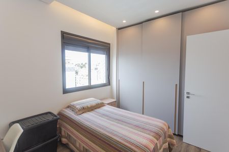 Apartamento à venda com 143m², 4 quartos e 3 vagas Apartamento à venda com 143m², 4 quartos e 3 vagasSuíte 2