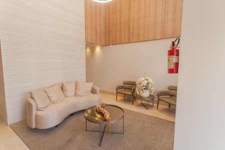 Apartamento à venda com 143m², 4 quartos e 3 vagas Apartamento à venda com 143m², 4 quartos e 3 vagasHall de entrada