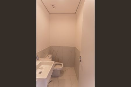 Apartamento à venda com 143m², 4 quartos e 3 vagas Apartamento à venda com 143m², 4 quartos e 3 vagasLavabo na Sala