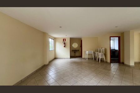 Apartamento à venda com 190m², 4 quartos e 2 vagasÁrea comum - Salão de festas