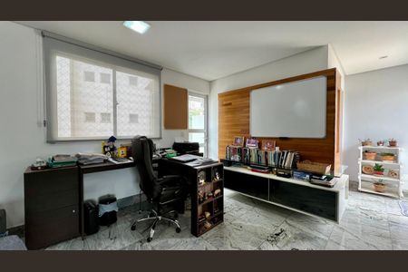 Apartamento à venda com 190m², 4 quartos e 2 vagassala 2