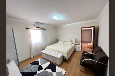 Casa de Condomínio à venda com 4 quartos, 270m² em Swiss Park, Campinas