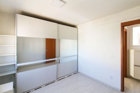 Quarto 2 de apartamento para alugar com 2 quartos, 46m² em Olaria, Canoas