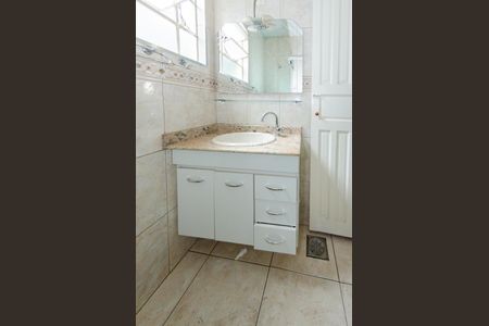 Casa à venda com 105m², 3 quartos e sem vagaBanheiro