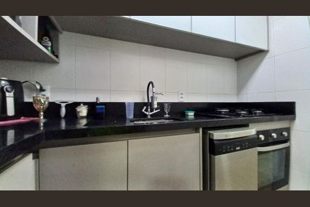Apartamento à venda com 54m², 2 quartos e 1 vagaCozinha 