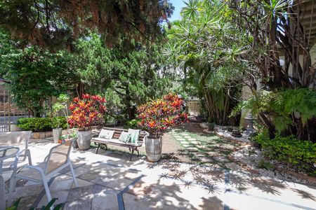 Casa à venda com 1200m², 4 quartos e 6 vagasJardim