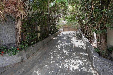 Casa à venda com 1200m², 4 quartos e 6 vagasGaragem