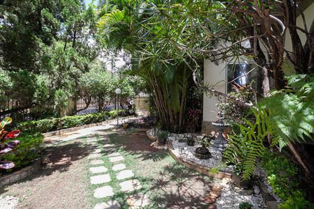 Casa à venda com 1200m², 4 quartos e 6 vagasJardim