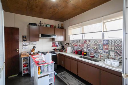 Casa à venda com 1200m², 4 quartos e 6 vagasCozinha