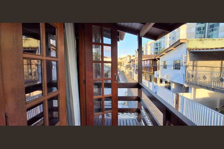 Casa para alugar com 86m², 3 quartos e 4 vagasSuíte 