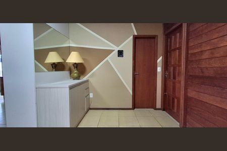 Sala de casa para alugar com 3 quartos, 86m² em Abraão, Florianópolis