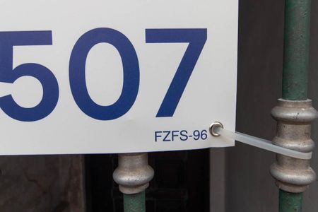Placa de casa à venda com 3 quartos, 440m² em Jardim Brasil (zona Norte), São Paulo
