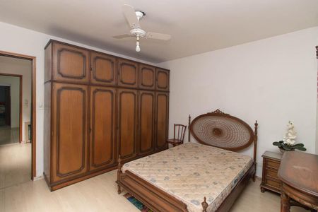 Casa à venda com 440m², 3 quartos e 7 vagasQuarto Suíte