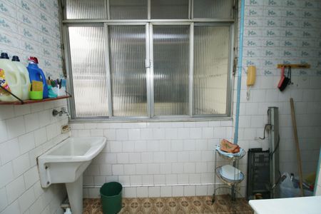 Apartamento para alugar com 70m², 2 quartos e sem vagaÁrea de Serviço