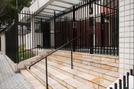 Apartamento à venda com 75m², 3 quartos e 2 vagasFrente