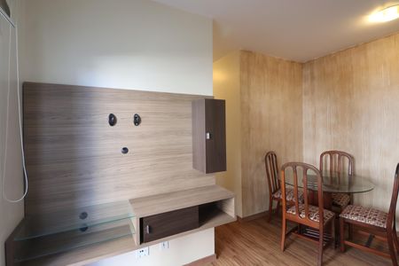 Sala de apartamento à venda com 3 quartos, 67m² em Igara, Canoas