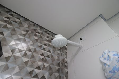 Apartamento à venda com 69m², 2 quartos e 1 vagaBanheiro da Suíte - Chuveiro