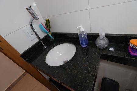 Apartamento à venda com 69m², 2 quartos e 1 vagaBanheiro Social - Pia