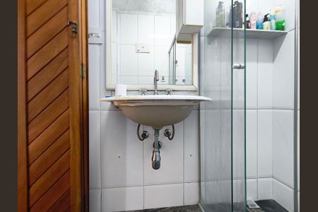 Apartamento para alugar com 61m², 2 quartos e 1 vaga Apartamento para alugar com 61m², 2 quartos e 1 vagaBanheiro