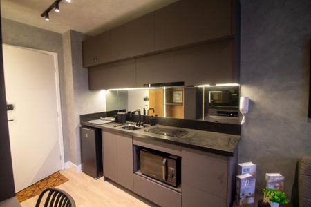 Cozinha de kitnet/studio à venda com 1 quarto, 25m² em Jardim das Acacias, São Paulo