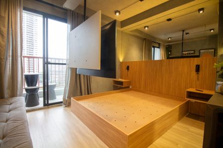 Sala / Quarto - Studio de kitnet/studio à venda com 1 quarto, 25m² em Jardim das Acacias, São Paulo