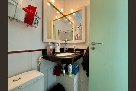 Casa para alugar com 148m², 3 quartos e 2 vagasBanheiro Social 