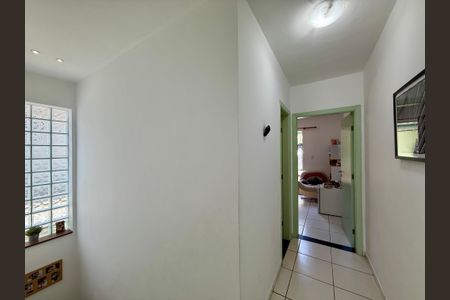 Casa para alugar com 148m², 3 quartos e 2 vagasCorredor Quartos 